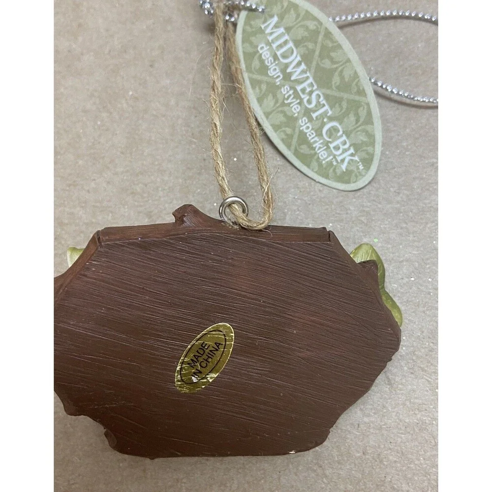 Kick Bass Fish on Plaque Fishing Ornament Fisherman Gift Midwest CBK NWT